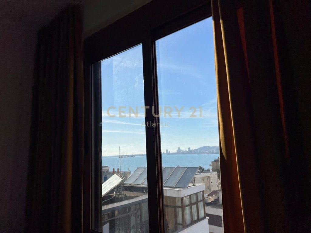 JEPET ME QERA APARTAMENT 2+1 I MOBILUAR NE PLAZH HEKURUDHA DURRES !