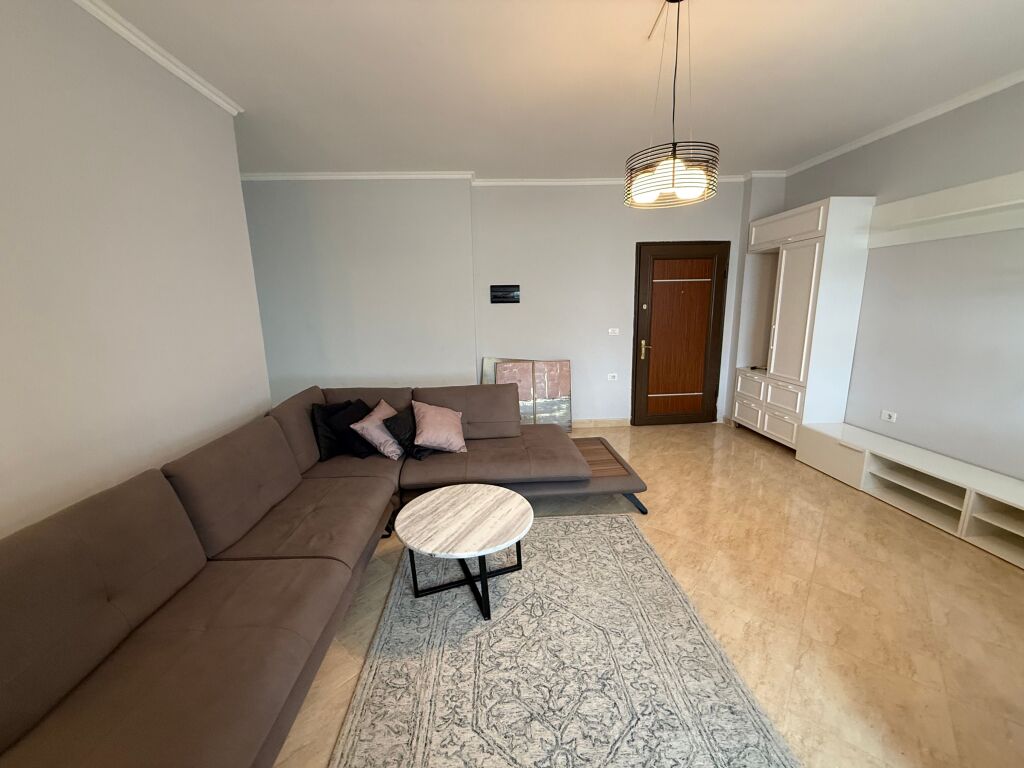 Appartamento 1+1 a Golem a 300 metri dalla spiaggia