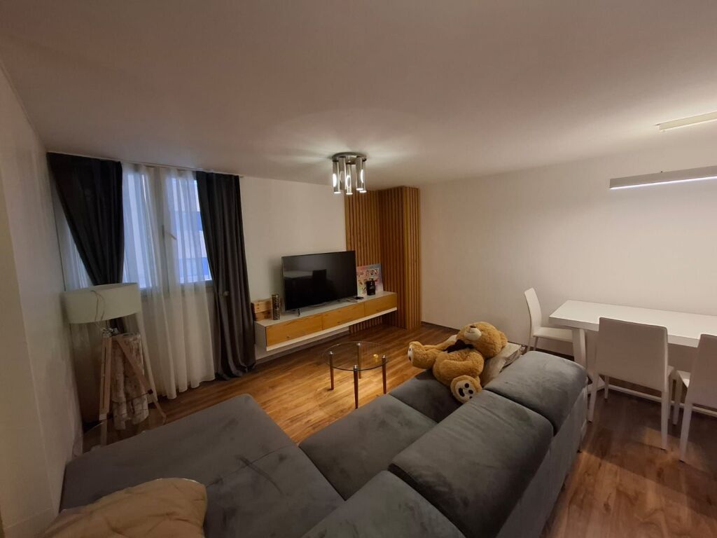 Jepet apartament me qera 1+1 vollga