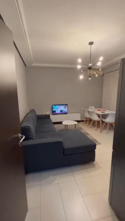 🏡 Appartamento in Affitto – Complesso Delijorgji, Tirana