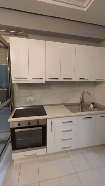 🏡 Appartamento in Affitto – Complesso Delijorgji, Tirana