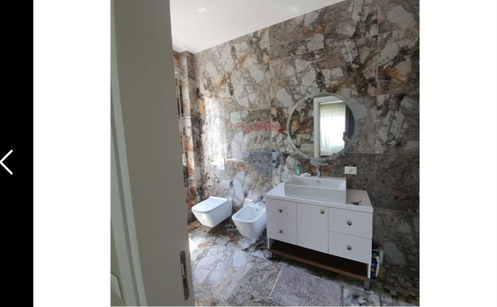 Apartament per shitje 2+1+2 tek Kopshti Botanik