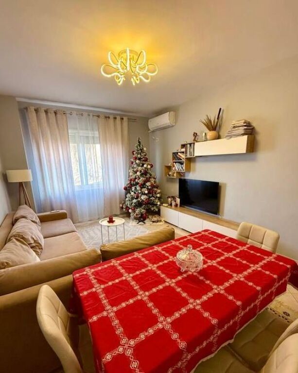 SHITET APARTAMENT 1+1, FRESKU! 101,000 €