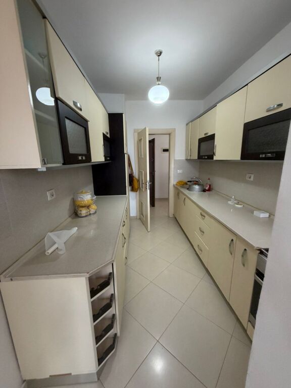 Appartamento 3+2 Bagni +1 Balcone In Affitto