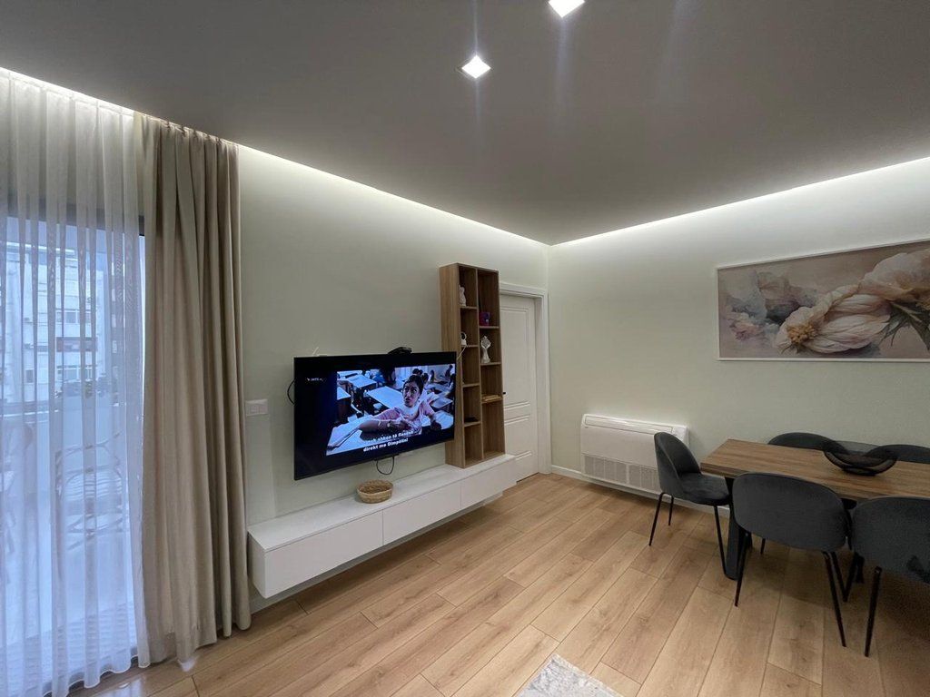 APARTAMENT I TIPOLOGJISE 2+1 PER QIRA -QENDRA DURRES!
