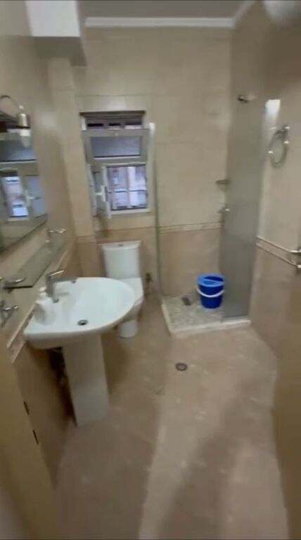 Apartament me qera 1+1