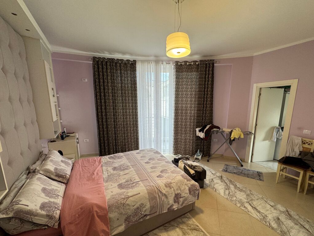 Appartamento 3+1+2 in vendita vicino al lago secco