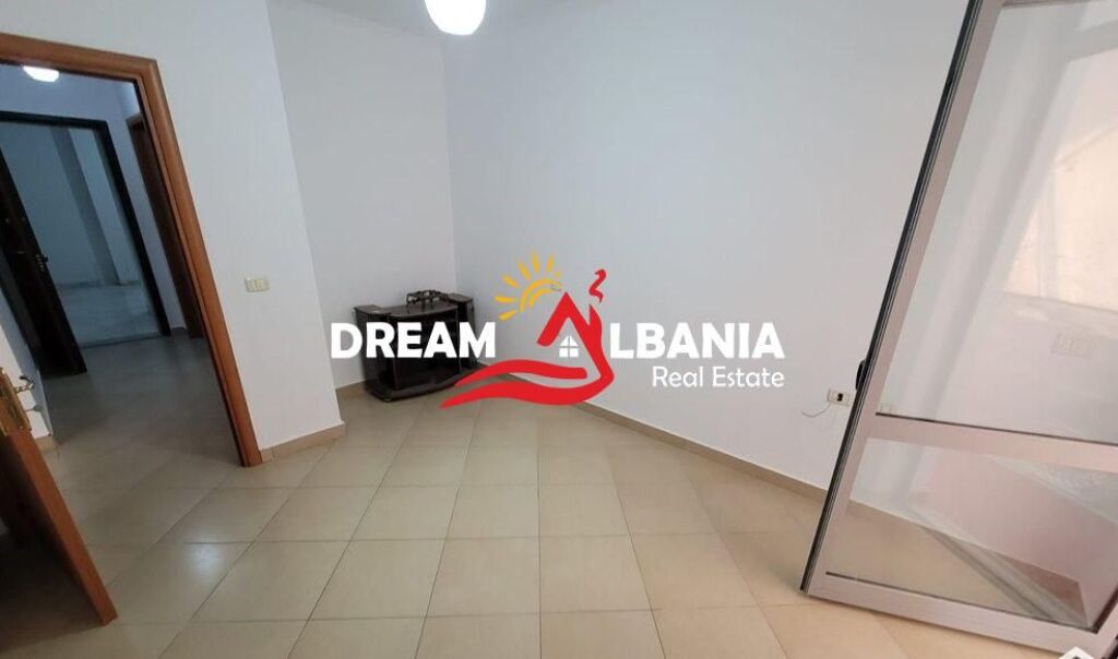 Jepet Apartament 1+1 me qera ne zonen e Yzberishtit ( ID 42111527 )