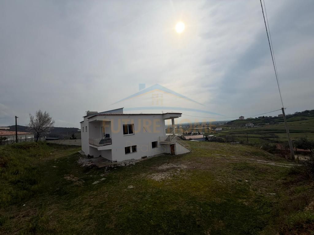 For sale, 2-Storey Building + Land, Gjiri i Lalzit.