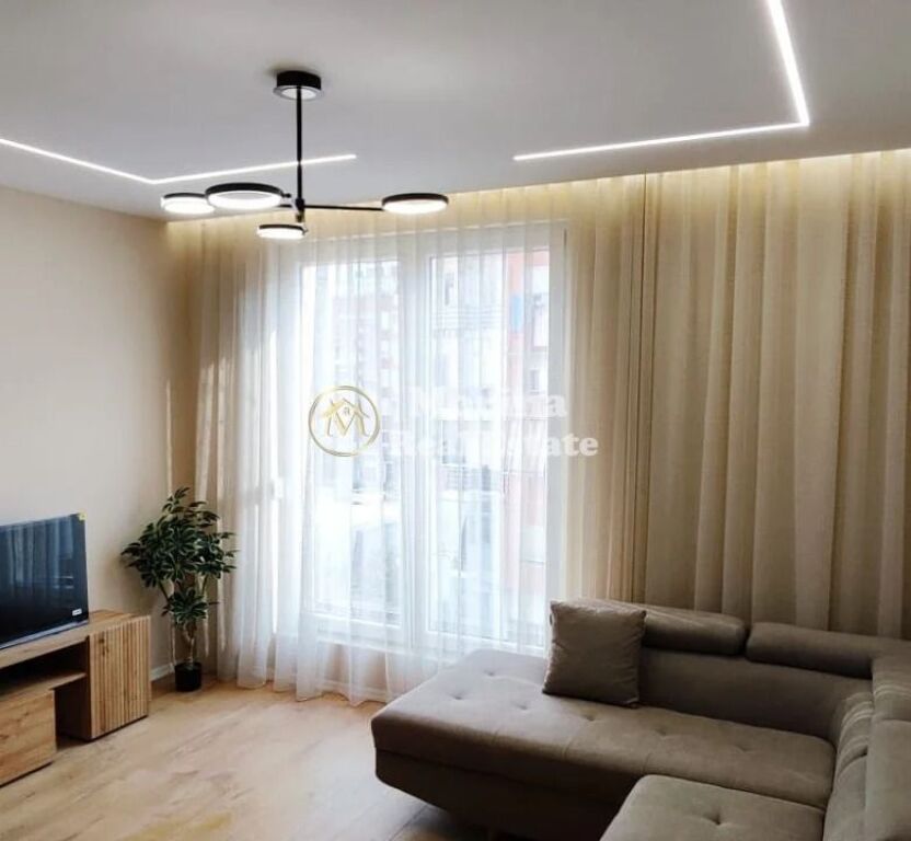Qera | Apartament 1 + 1 | Stacioni i Trenit | 600 €/muaj