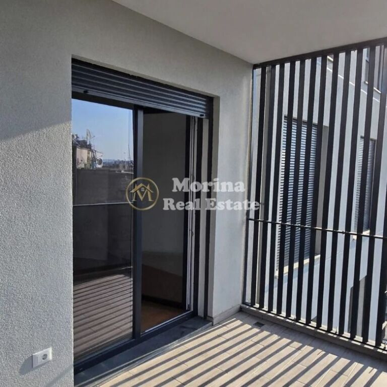 Rent | Business Premises | Don Bosko | 700 €/month