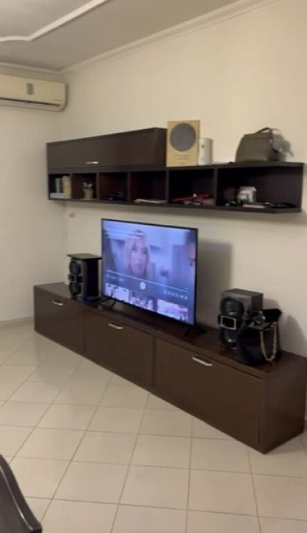 Appartamento 1+1 ad Astir Vicino al mercato con 400€