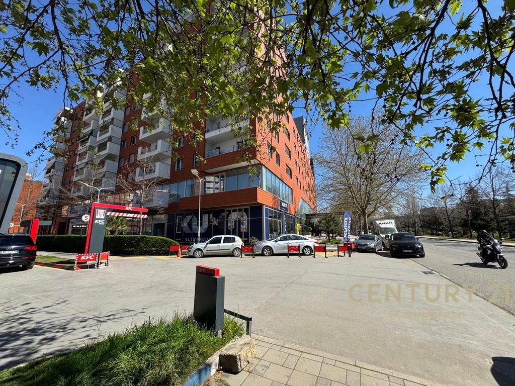 📈 RENT: Commercial Space – Delijorgji Complex, Kavaja Street