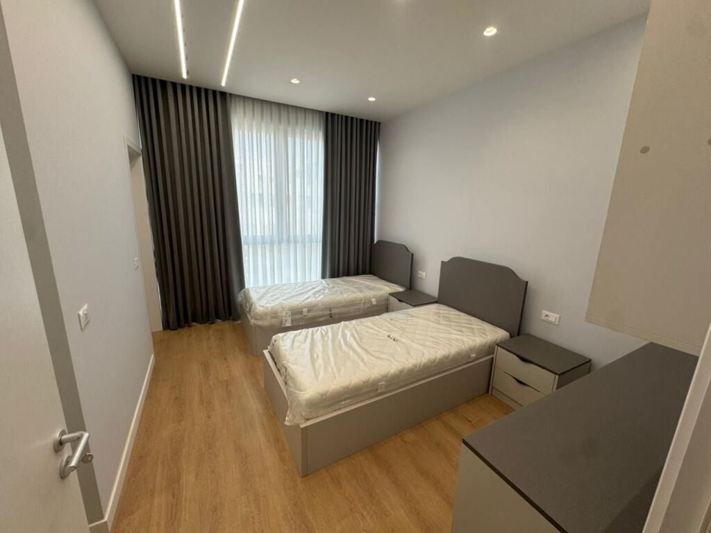 Luxury Villas - Dry Lake - Green Valley