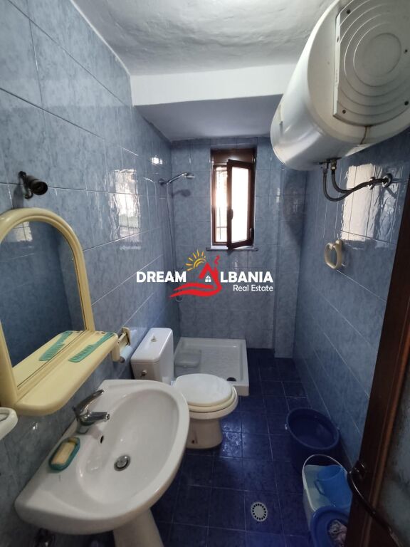 Jepet Ambjent Biznesi ne zonen e 21 Dhjetorit prane Bar Gravity ( ID 42611408 )