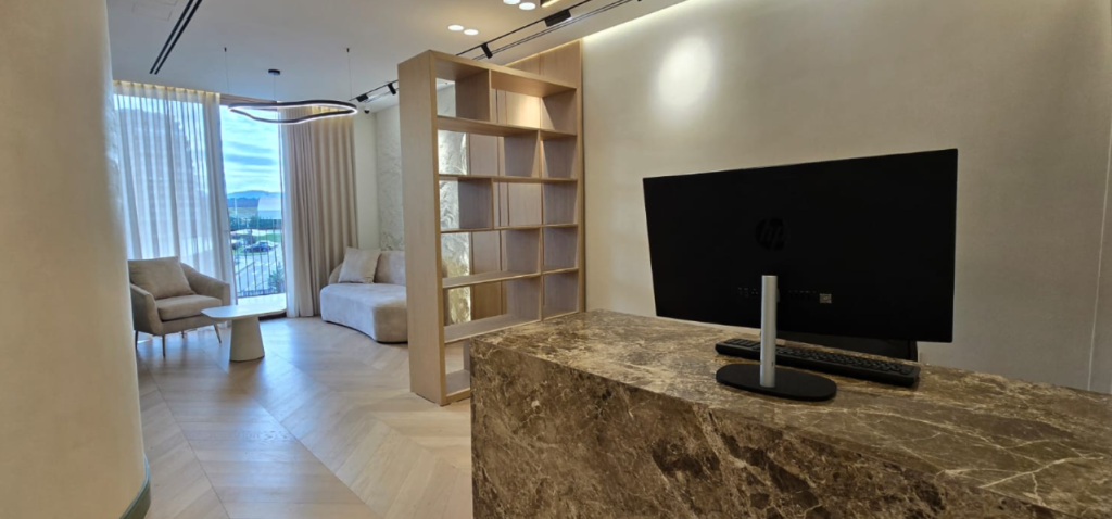 🏢 Locale Commerciale in Affitto – Residenza Altana, Comune di Parigi📍