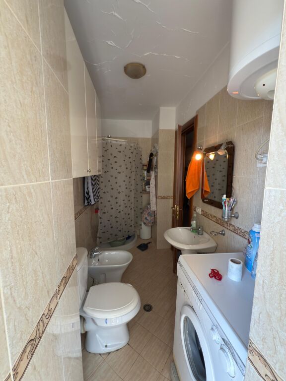 🏠 𝐒𝐇𝐈𝐓𝐄𝐓 – 𝐀𝐩𝐚𝐫𝐭𝐚𝐦𝐞𝐧𝐭 2+1 | 𝐏𝐫𝐚𝐧ë 𝐒𝐡𝐤𝐨𝐥𝐥ë𝐬 “𝐌𝐢𝐡𝐚𝐥 𝐆𝐫𝐚𝐦𝐞𝐧𝐨”