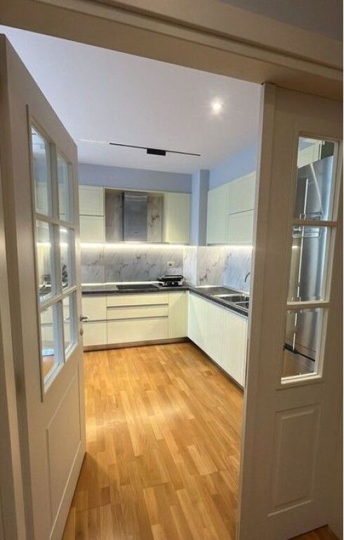 Apartament 3+1+2 Me Qira te Liqeni i Tiranës