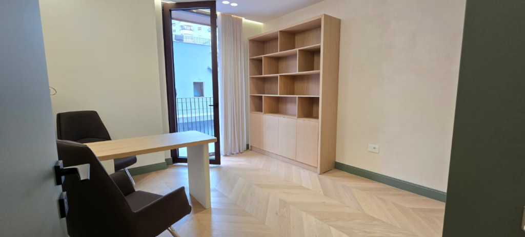 🏢 Locale Commerciale in Affitto – Residenza Altana, Comune di Parigi📍