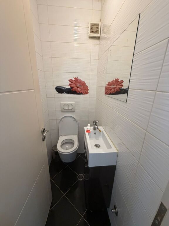 Appartamento 3+2 Bagni +1 Balcone In Affitto