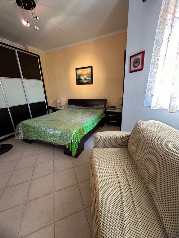 Shitet okazion 1+1 ne Golem,Durres Shume prane Detit