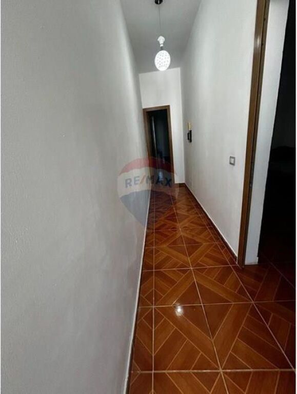 🏠 Apartament 2+1+2 për Shitje – Rruga Zaho Koka, Vlorë