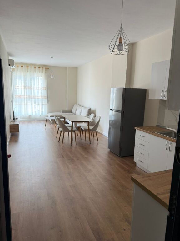 ♦️Jepet Apartament me qera 1+1 Rruga 5 Maj