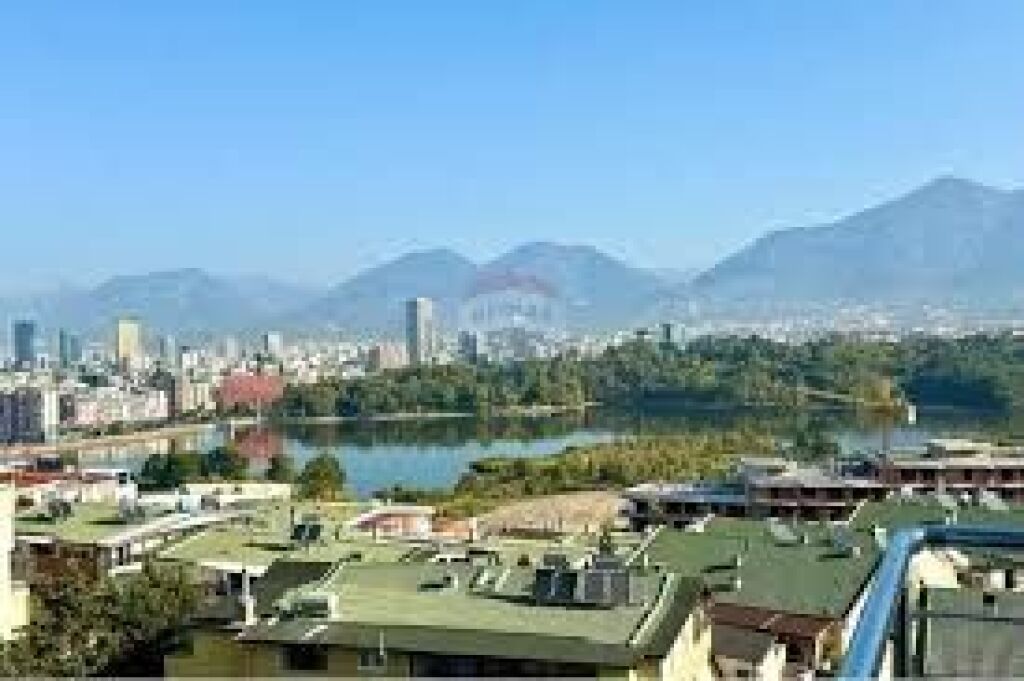 FOR SALE: Apartment 2+1+2 with Garage