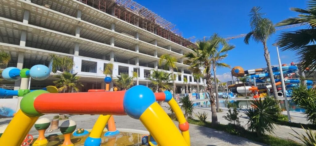 Apartment 1+1+Balcony for sale in Golem (VM Resort)