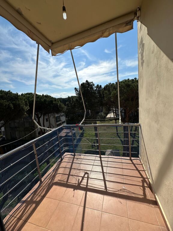 Shitet okazion 1+1 ne Golem,Durres Shume prane Detit