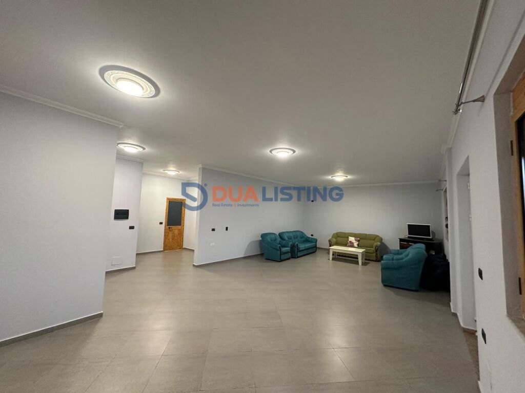 Private 3-Storey Villa for Rent, Mjull Bathore (near Akacia)
