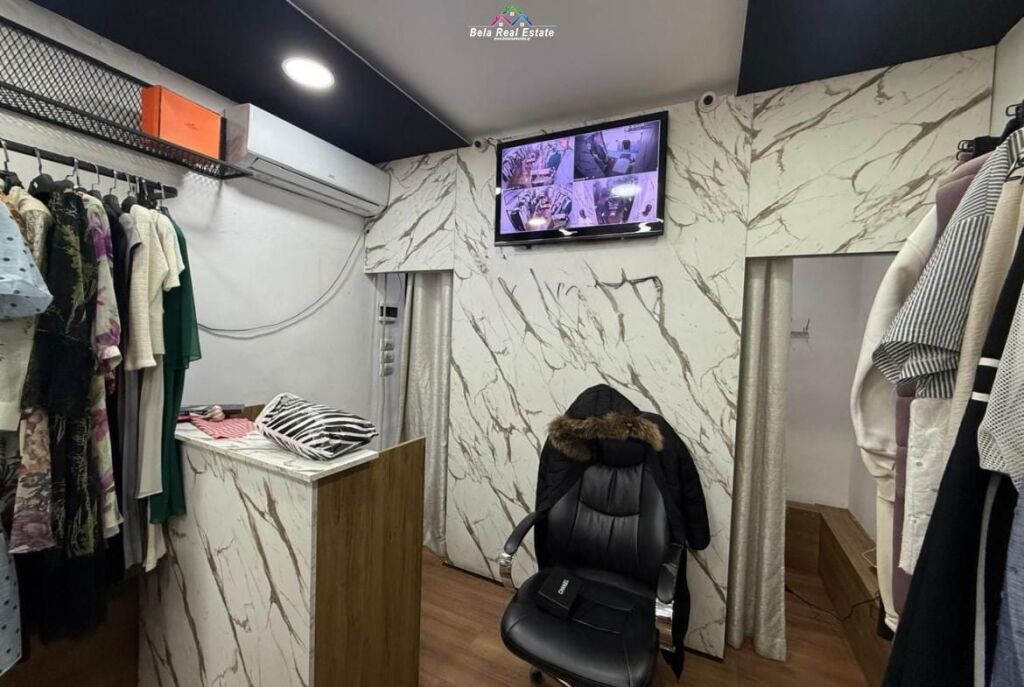 Business Sale Clothing Boutique at 21 Dhjetori (ID BSHB168) Tirana