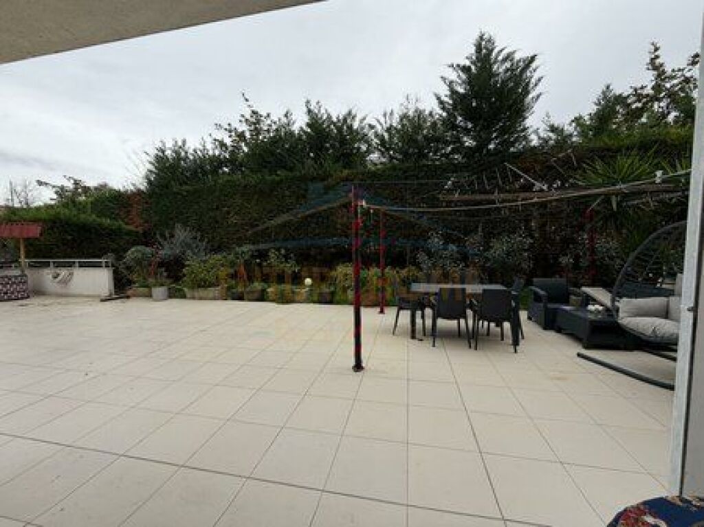 For sale, Apartment 2+1+Veranda, Residence Touch of the Sun, Tirana.