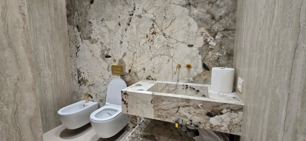 🏢 Locale Commerciale in Affitto – Residenza Altana, Comune di Parigi📍