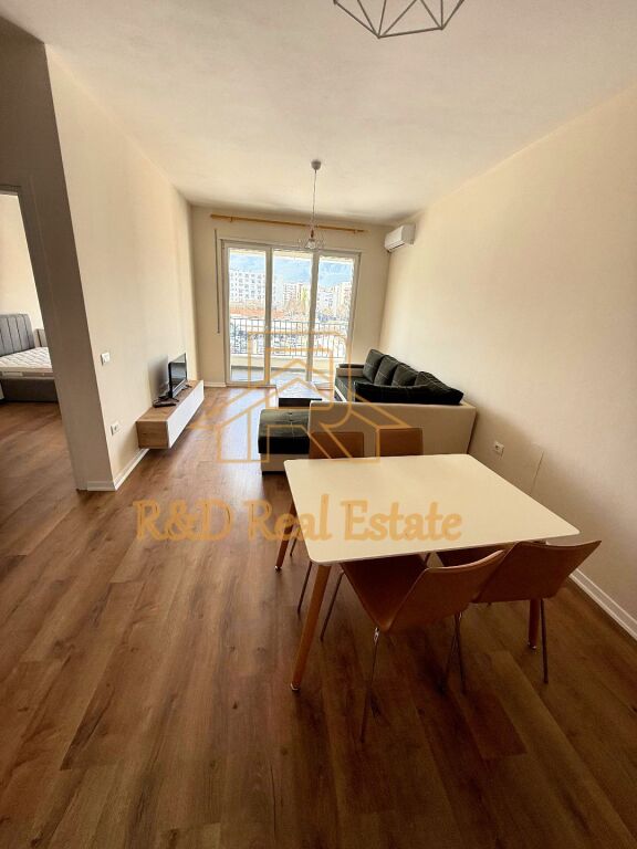 🏡 Appartamento 1+1 in affitto – Via “5 Maj”, Residenza Tirana Uptown