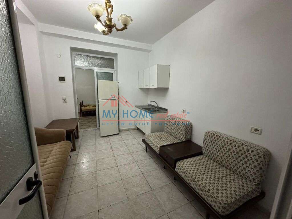 Apartment 3+1 for sale Mine Peza Tirane