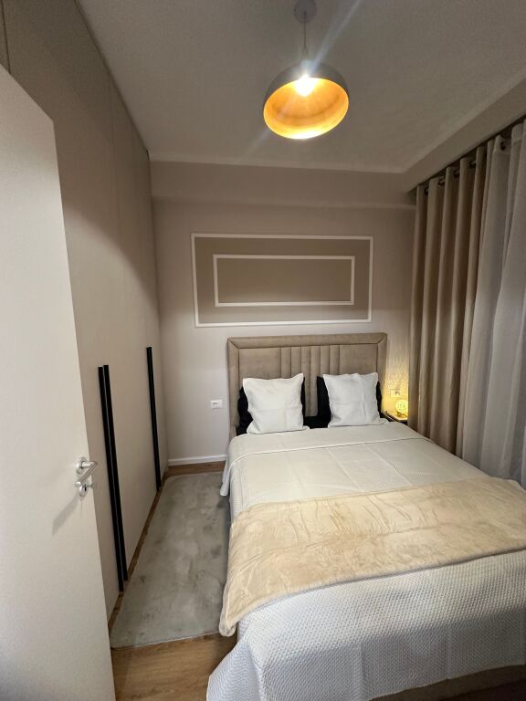 Jepet me qira 1+1 mobiluar lux Rezidenca KadiuAli Dem 🏷️45.000leke