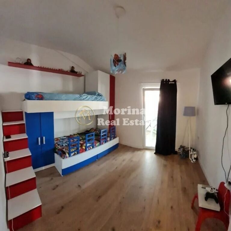 Qera | Penthouse 3 + 1 + 3 | Mali i Robit | 1000 €/muaj