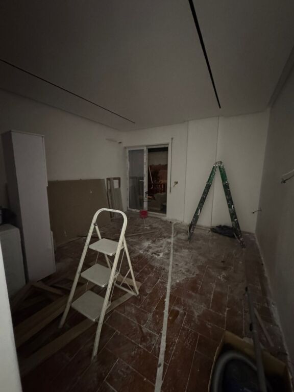 ZYRE ME QERA 130 M2 AIR ALBANIA 250.000 LEKE FH-58105