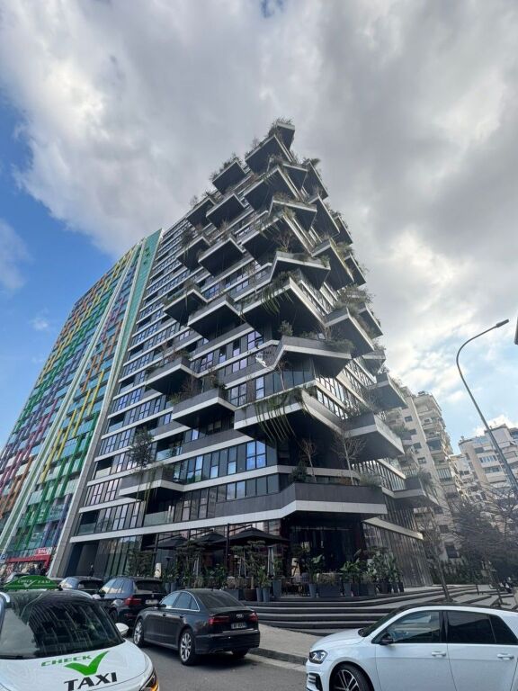 ZYRE ME QERA 173 M2 AIR ALBANIA 6.050 EURO FH-58000