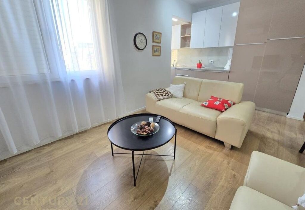 Apartament me qira 1+1 , Shkolla e Baletit