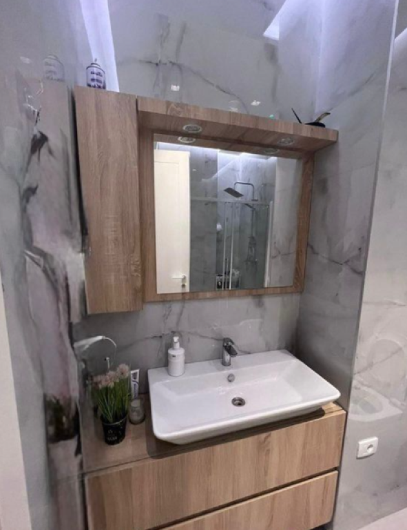 🏡 Appartamento in Affitto 1+1 – Complesso Delijorgji📍