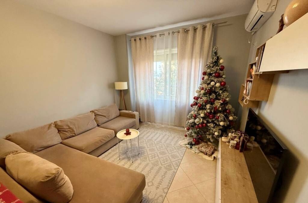 SHITET APARTAMENT 1+1, FRESKU! 101,000 €