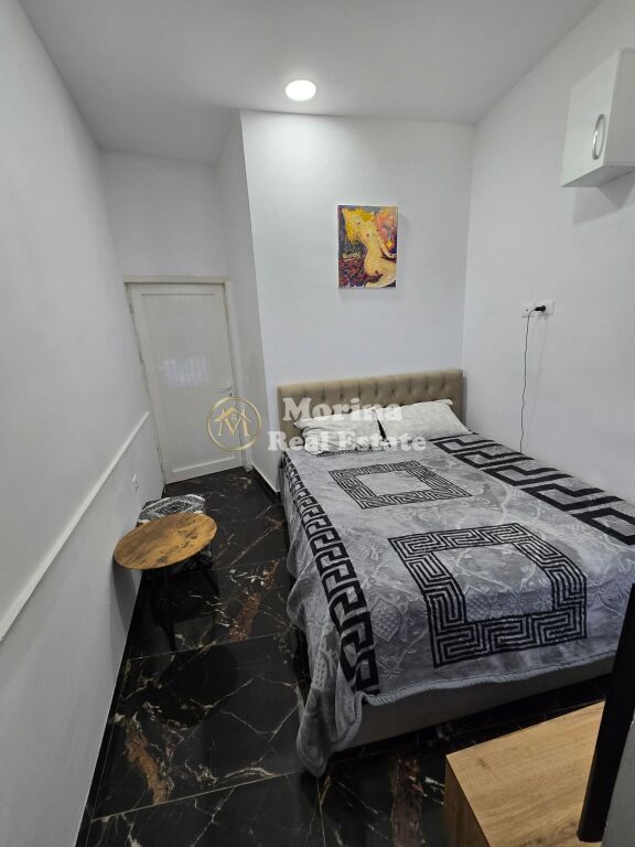 Affitto | Appartamento 1 + 1, Xhamllik 250 €/mese