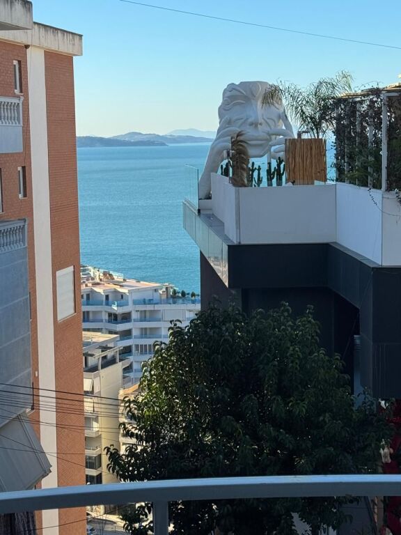 Apartament 1+1 në Sarandë, 55 m², pamje nga deti, gati për banim
