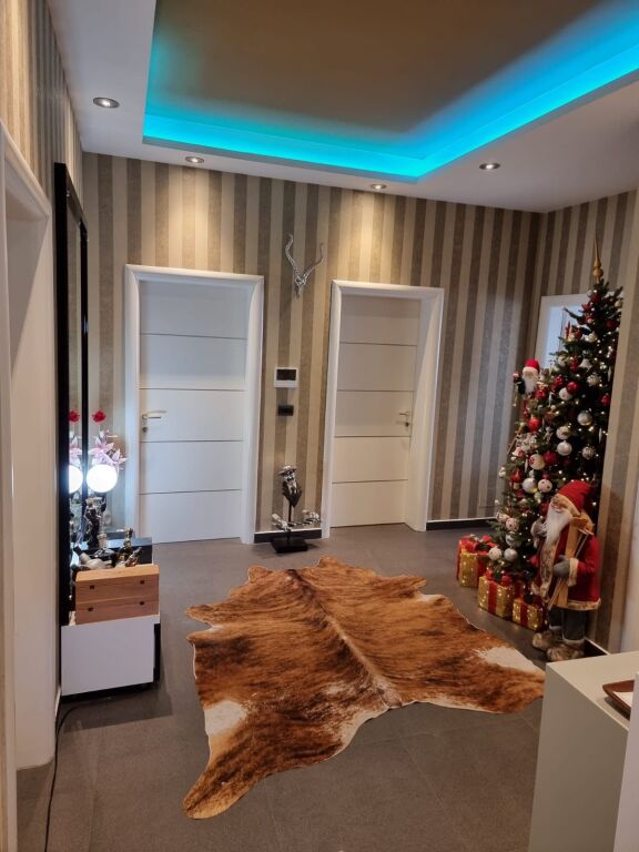 Villa floor for rent 3+1, Besa Street, 5 May