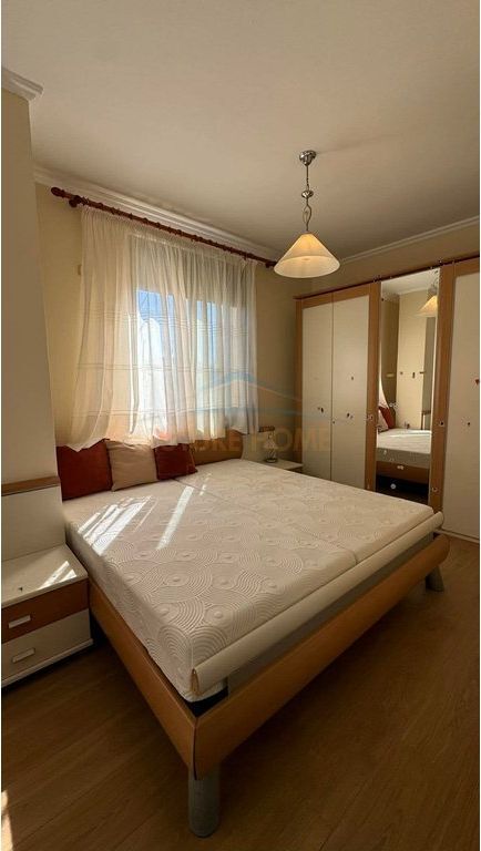 Qera, Apartament 2+1, Mozaiku, 21 Dhjetori