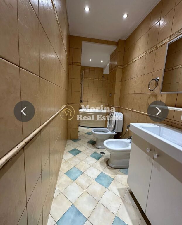 Rent | Business Premises | Willson Square | 1000 €/month