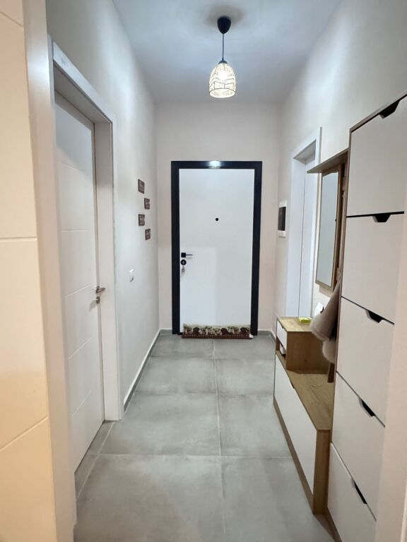 🏠 Jepet me qira apartament 1+1 në 📍Paskuqan💶 Çmimi: 400 € / muaj