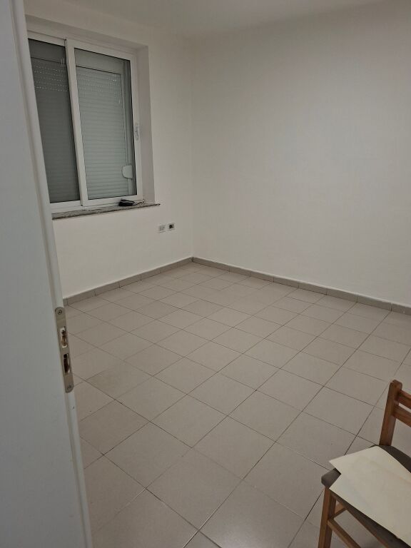 AMBIENT PER ZYRE PRANE URES VASIL SHANTO 650 €